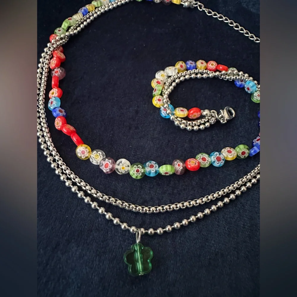 Beaded Necklace - Picture 1 of 3